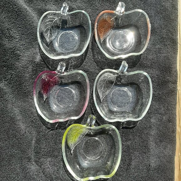 Vintage Apple Shaped Glass Bowl Etched Leaf KIG 5"x4" Dessert Candy Dish Set (5) - Picture 1 of 10